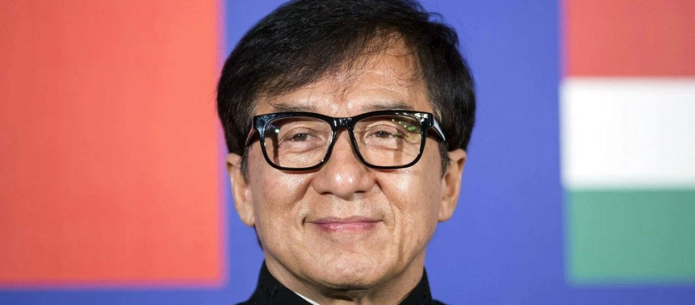 Ο Τζάκι Τσαν δίνει 140.000 δολάρια στη μάχη κατά του κορωνοϊού